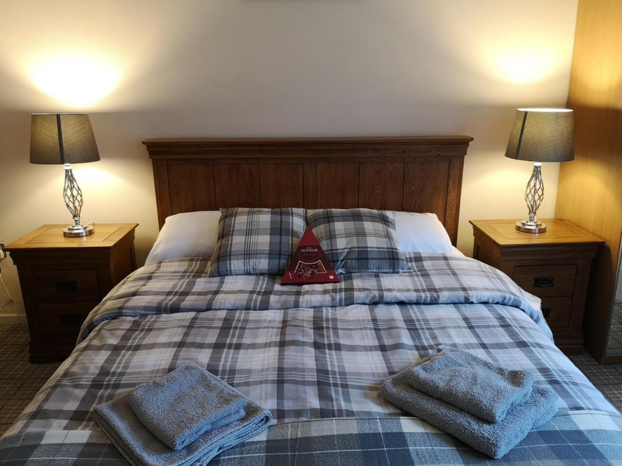 Parkview Guest House Glasgow Balloch Esterno foto